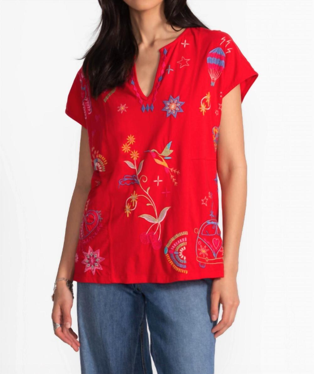 NEW JOHNNY WAS easy paneled v-neck tee in racing red